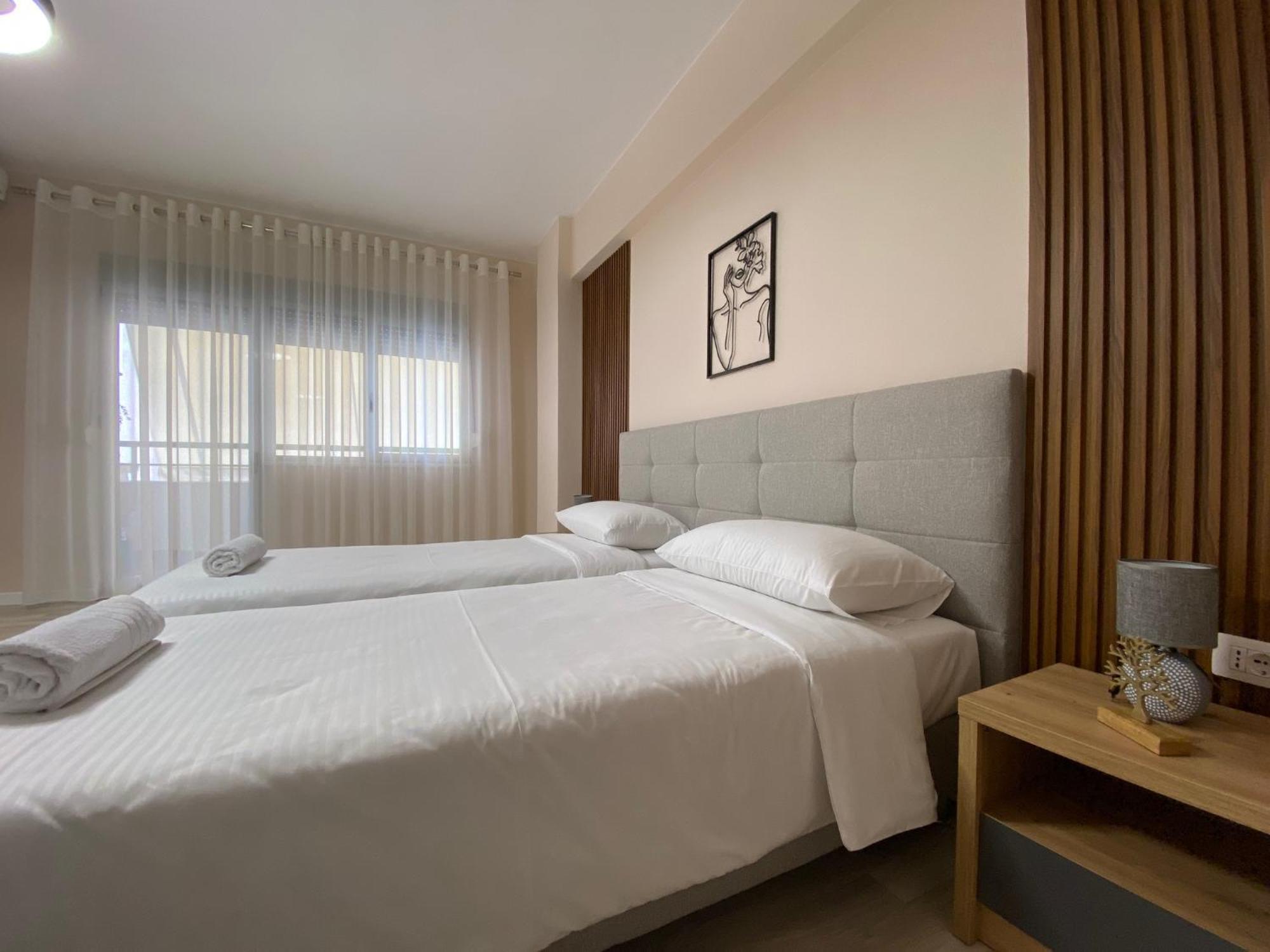 Central Cozy Apartment Тирана Экстерьер фото